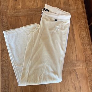 2 for $20.  Vintage y2k BCBG velour wide leg pants - size Large.